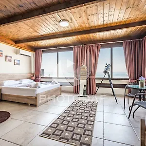 *** Hotel Hill Side Albania